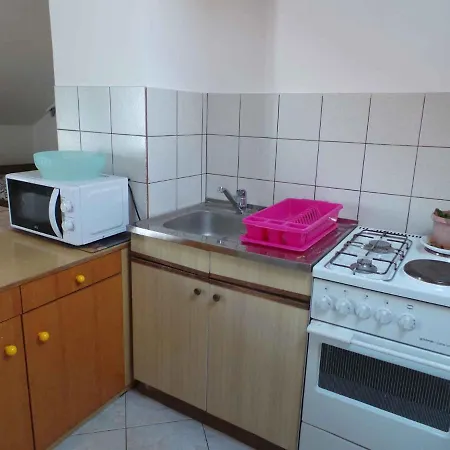 1 Appartement