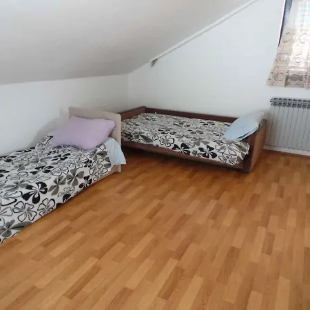 1 Petrčane