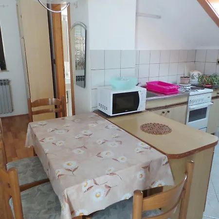 1 Appartement
